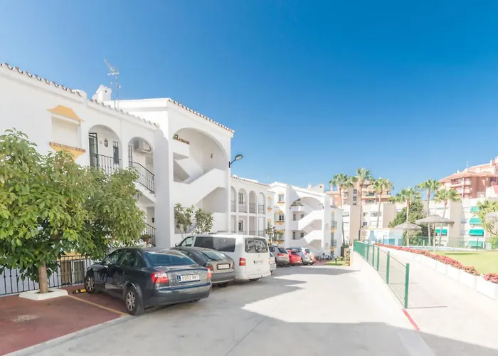 Casablanca 5. Con Vistas A La Piscina. Daire Fuengirola