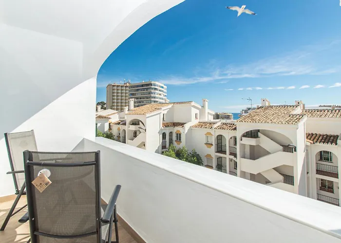 Casablanca 5. Con Vistas A La Piscina. * Fuengirola