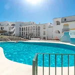 Casablanca 5. Con Vistas A La Piscina. Apartment *